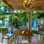 Neata Hotel Vama Veche