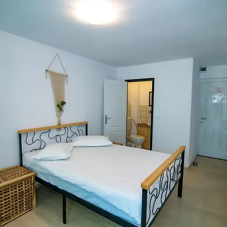 Neata Vama Veche