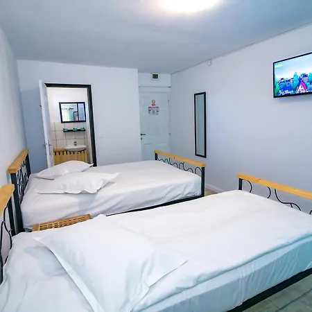 Hotel Neata *
